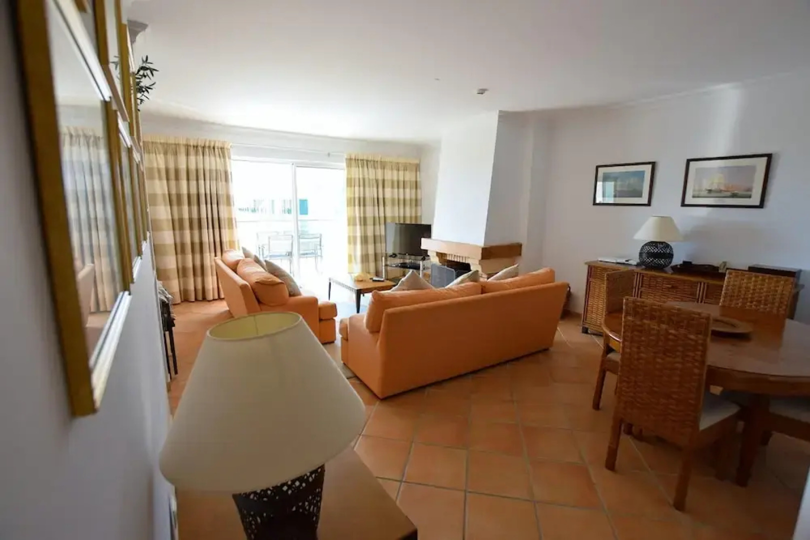 Sunny Balcony Apartment and Pool