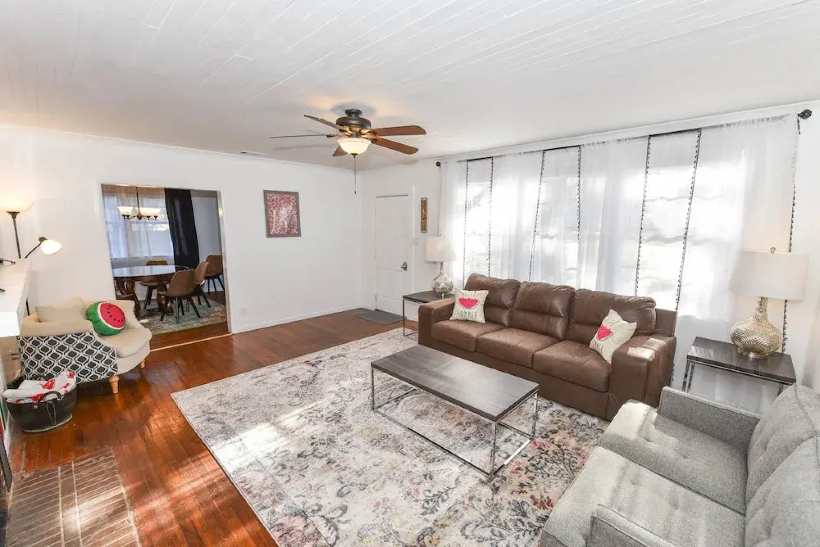 Summertime Pet-friendly 30 min Savannah