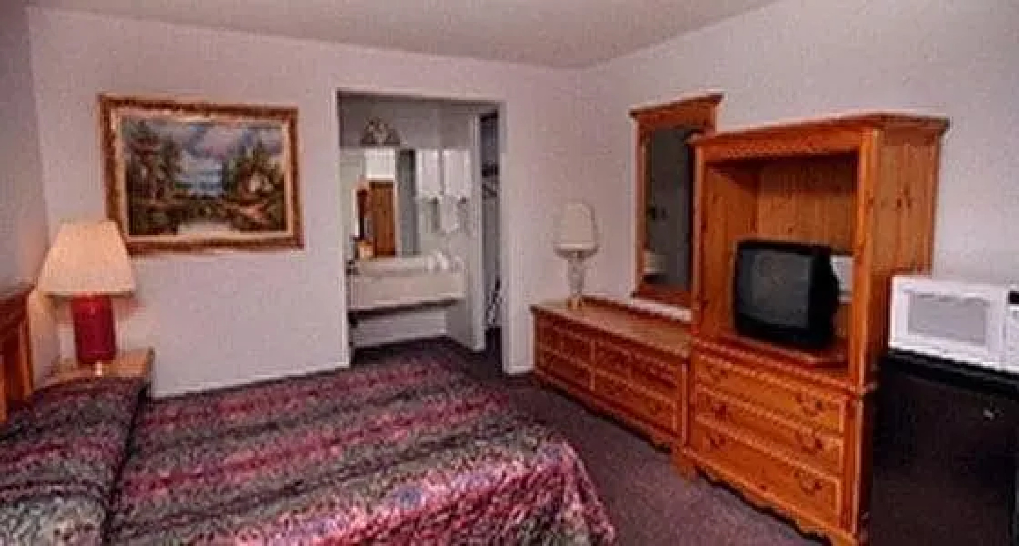 Nugget by Carefree Inn