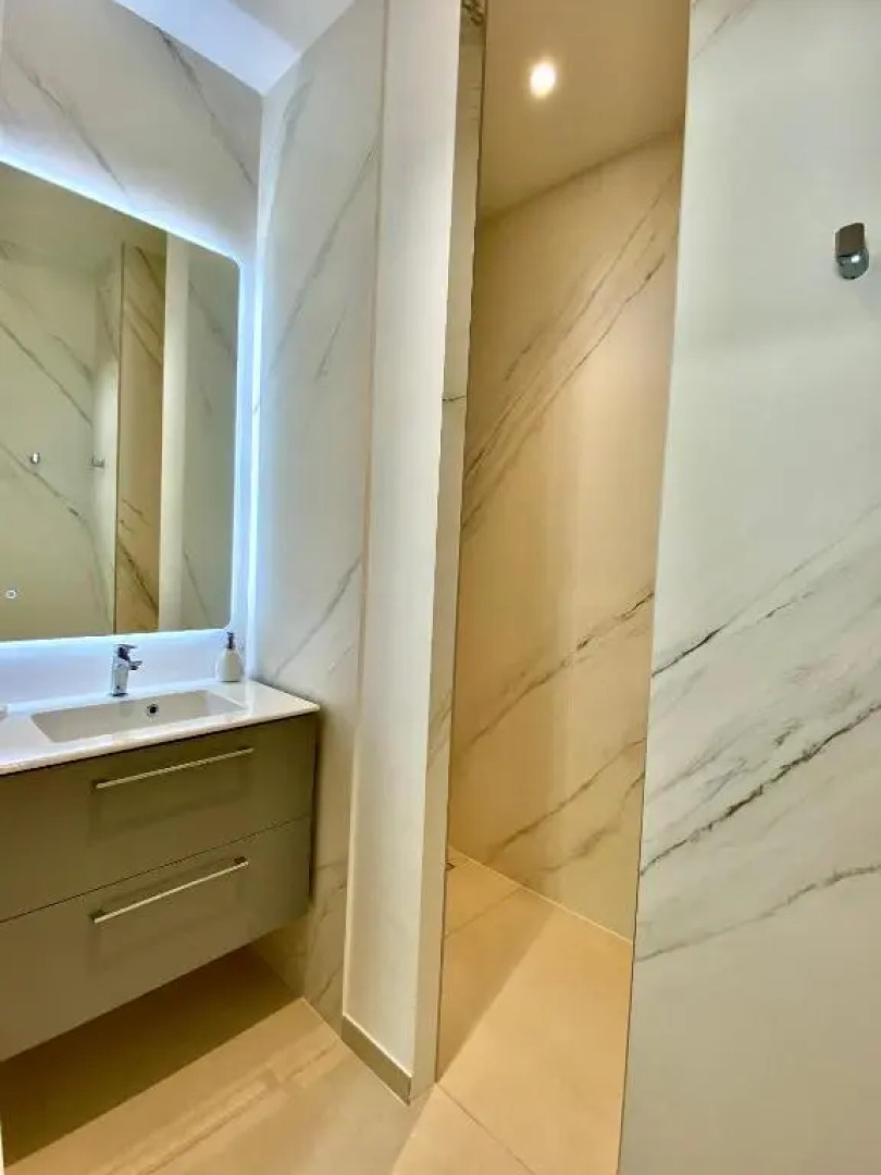 Bord de mer aux Pins Penchés