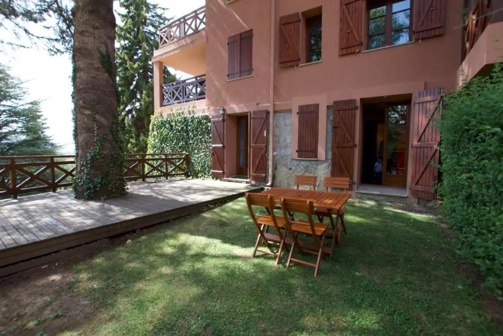 Apartamento con jardín - Montana Park