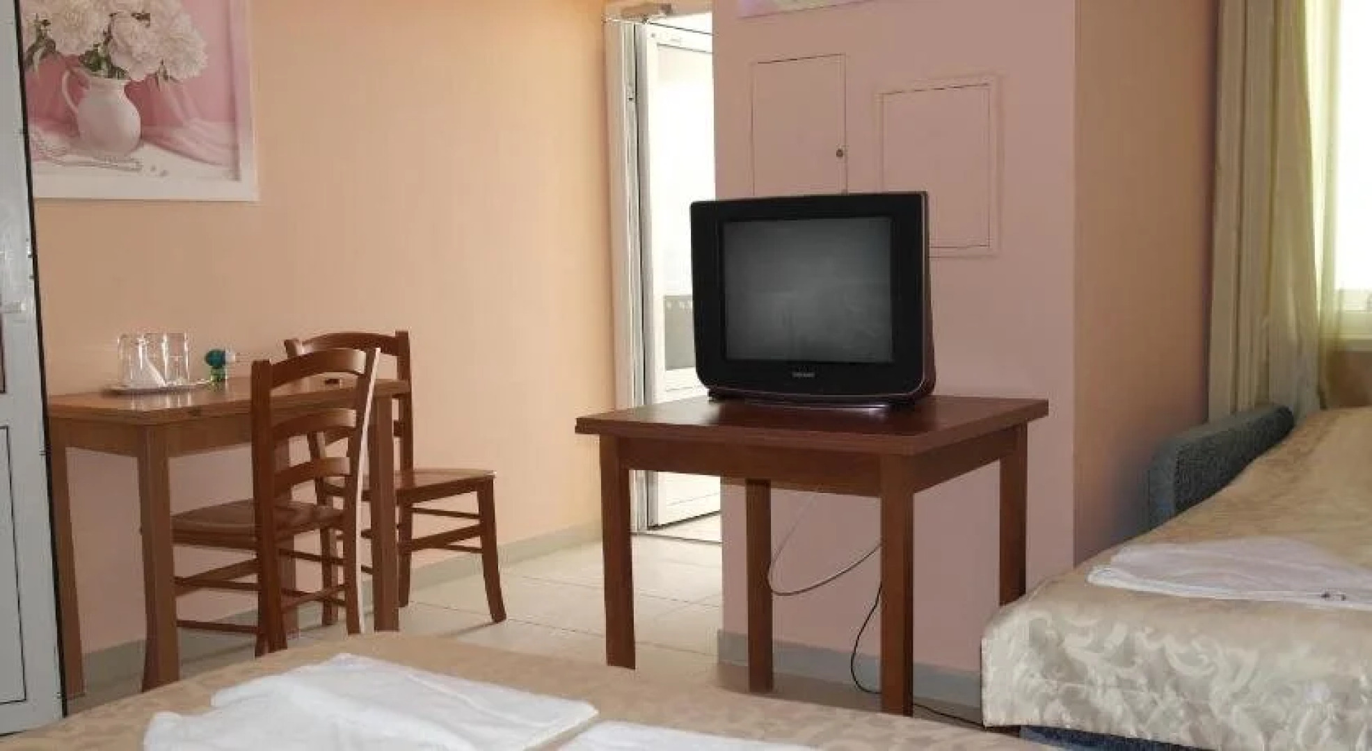 Гостинный Двор Черноморский 18