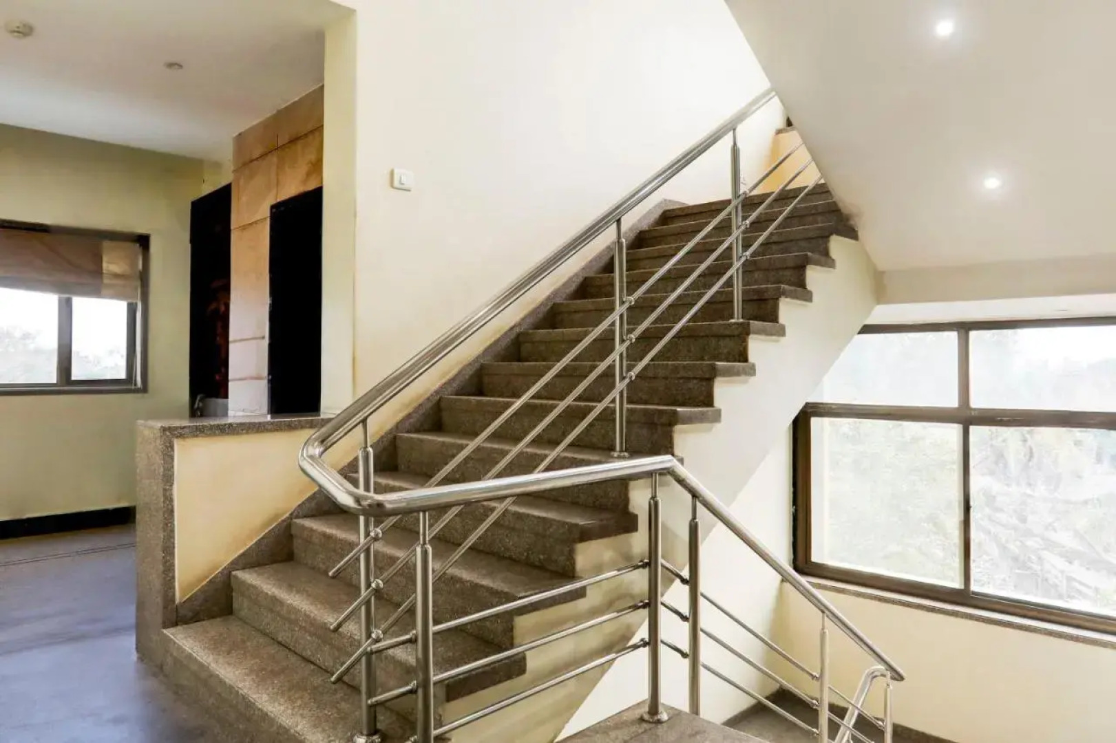 Townhouse 900 Hotel Surya Palace