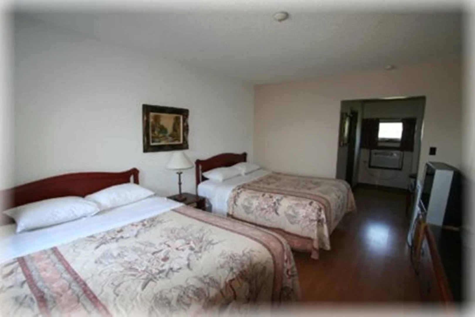 Wainfleet Motel & Restaurant