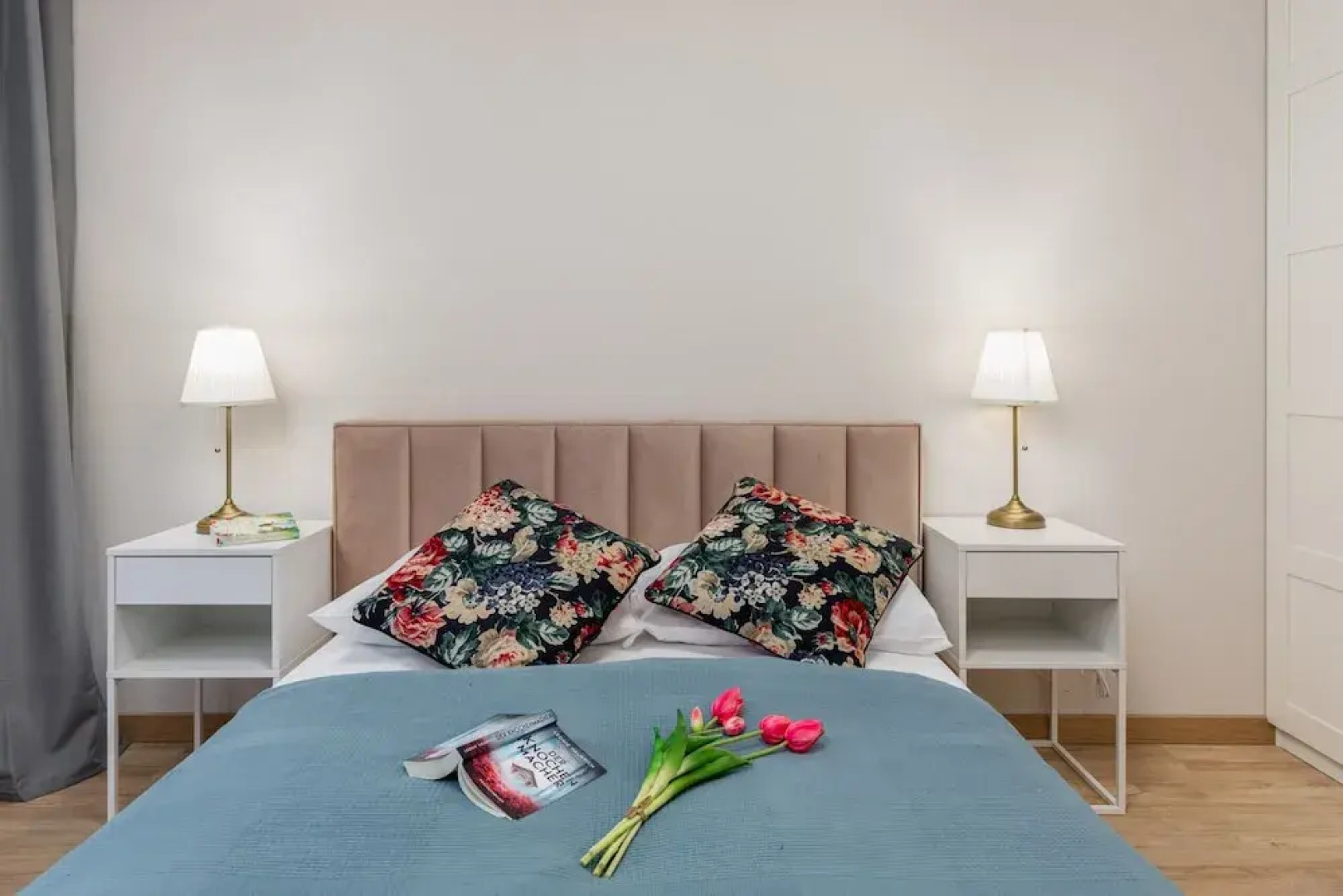 Spadochroniarzy 8b/13 by Renters