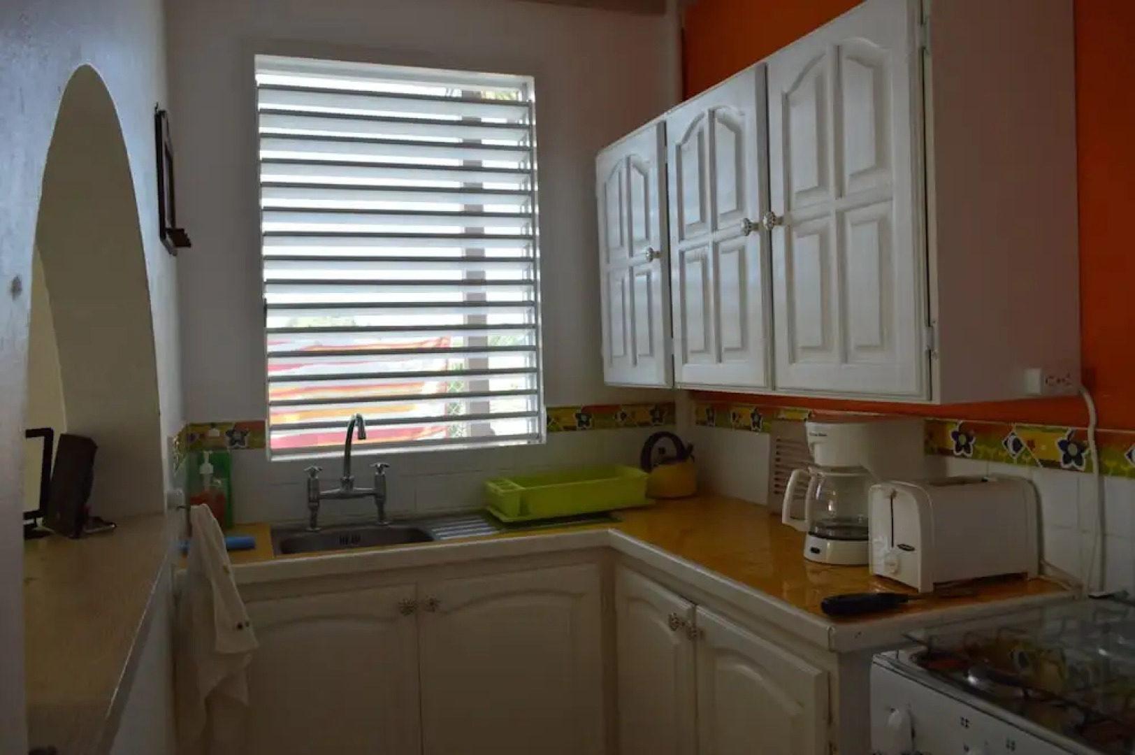 Green Garden Apartment