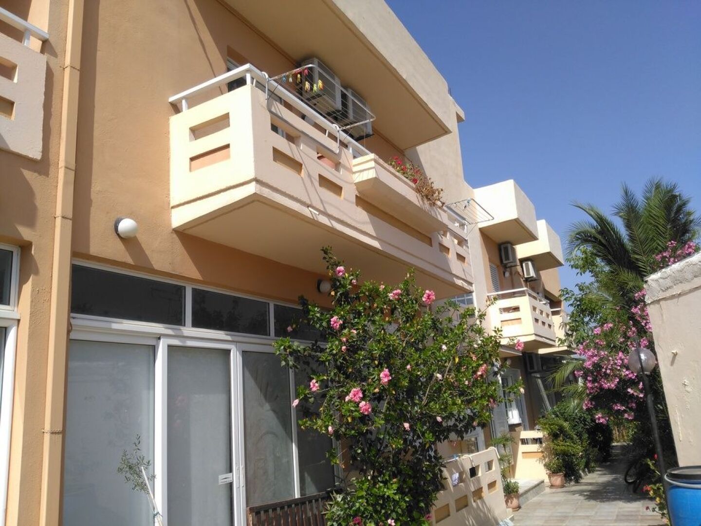 Armonia Apartments