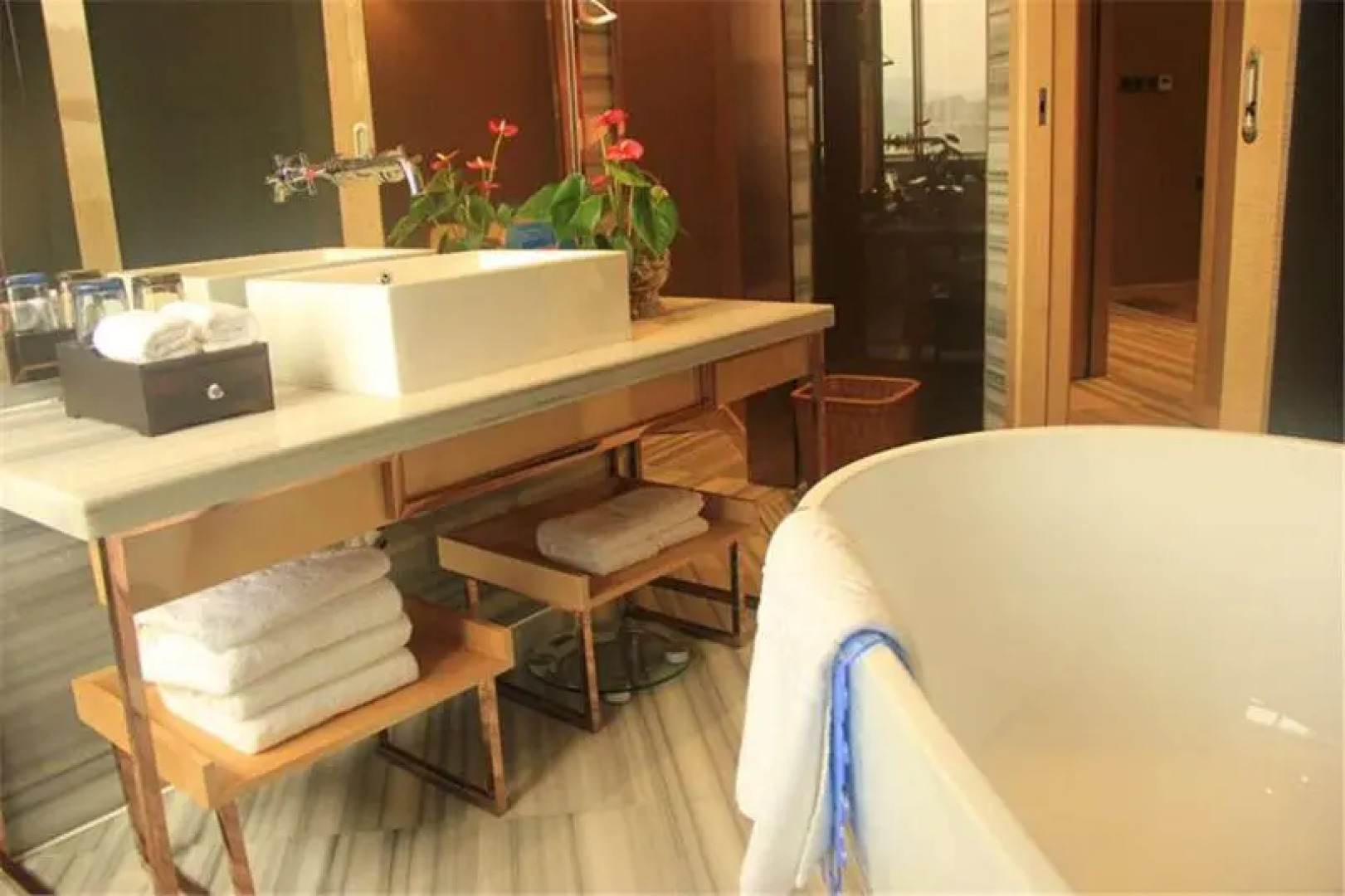 Days Hotel Fuqing Jinying