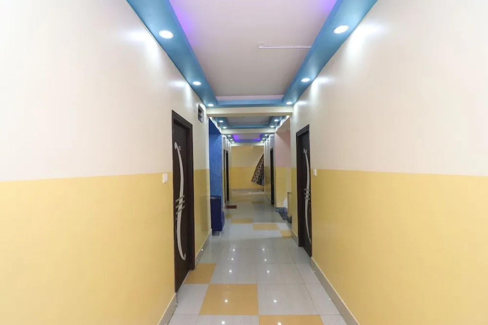 OYO 22214 Hotel Digha Inn
