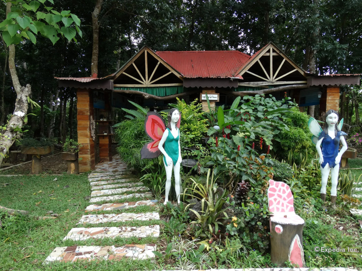 Tent and Breakfast at Irawan Park