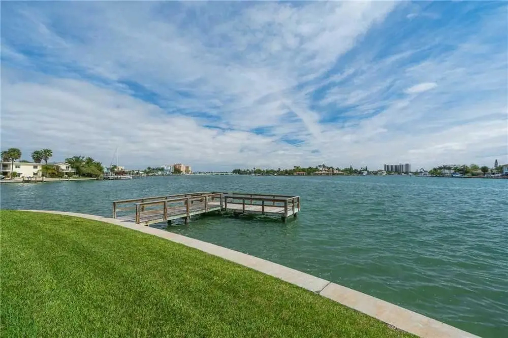 203 - Palms of Treasure Island