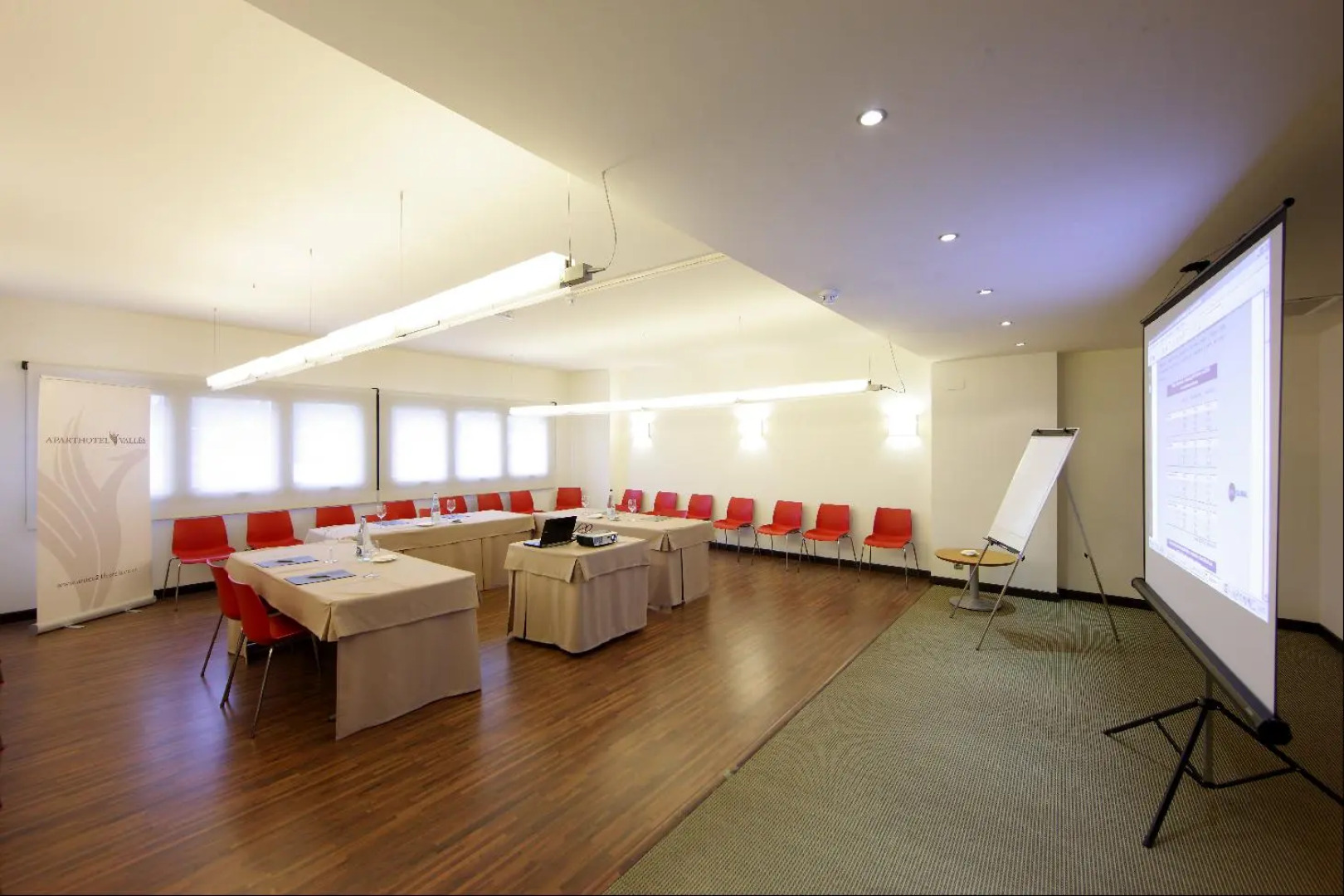 Aparthotel Attica21 Vallés