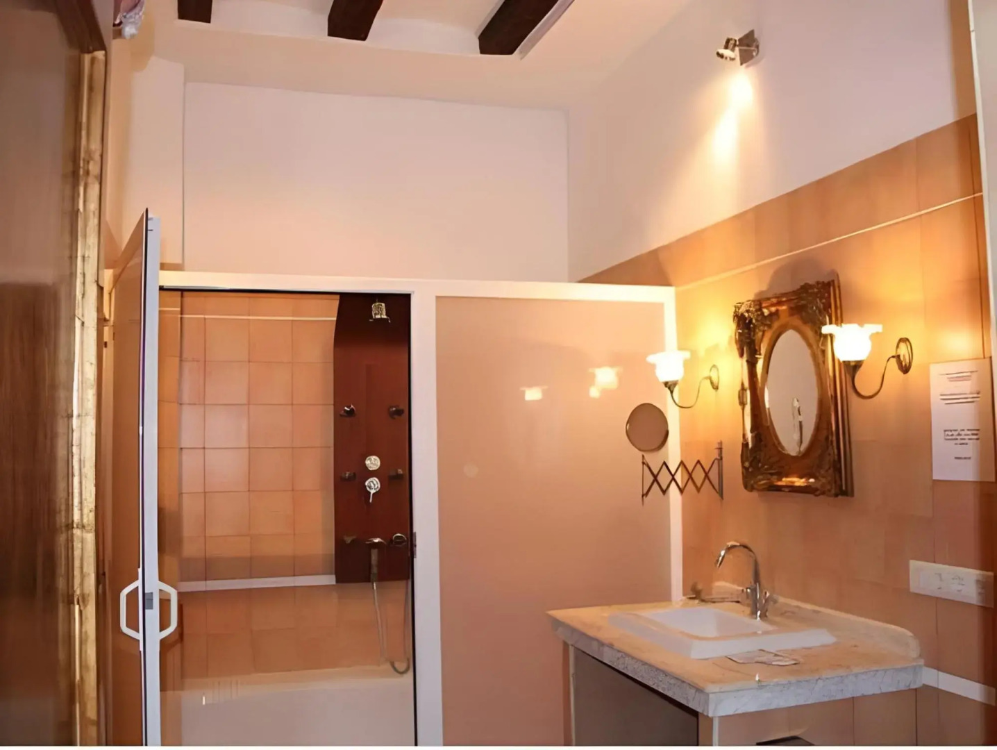 Hotel Restaurante Milán