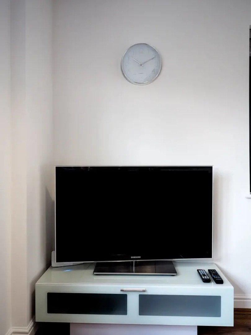 SA Today Apartments Farnborough with Fibre Wi-Fi & Netflix