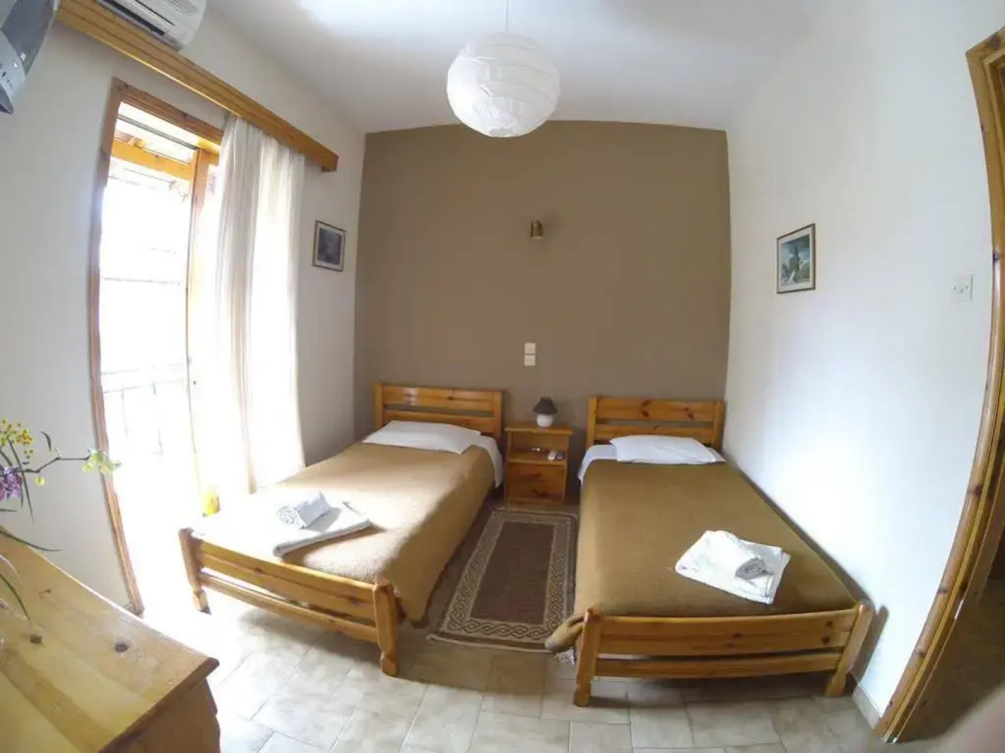 Anesi Rooms To Rent