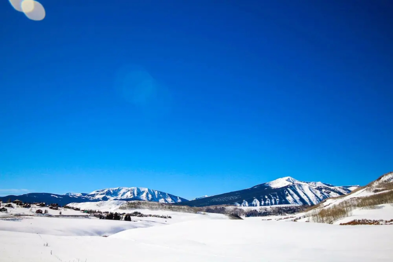 Foothills Lodge and Cabins