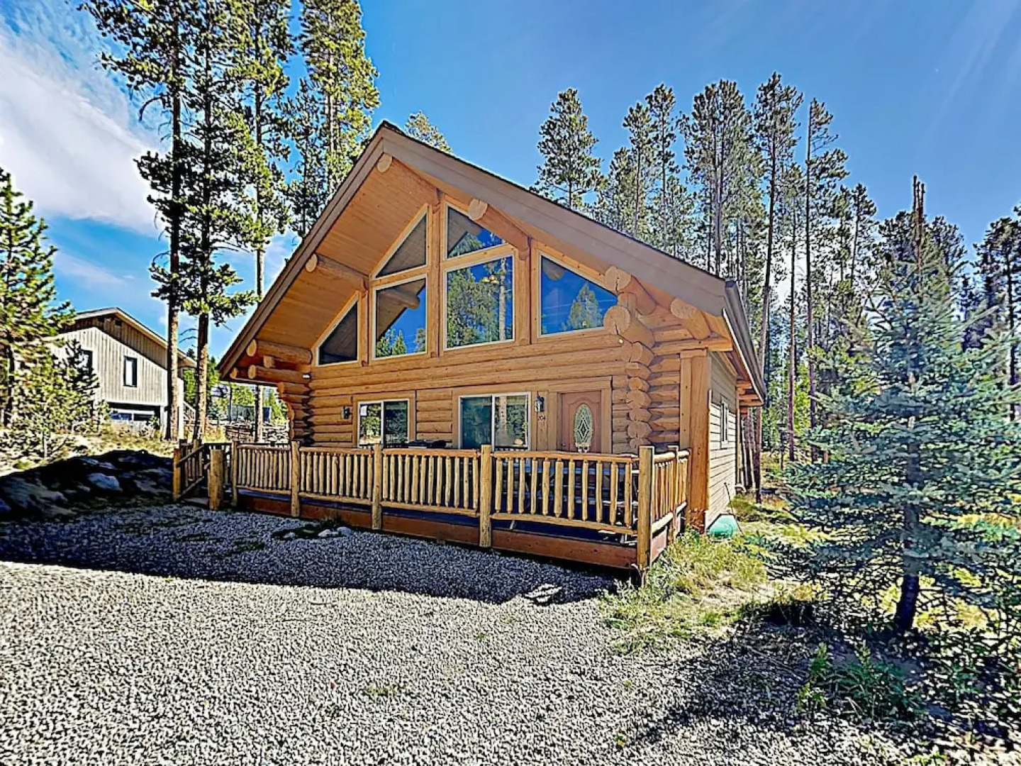 New Listing! Charming Woodland , Near Hiking 3 Bedroom Cabin