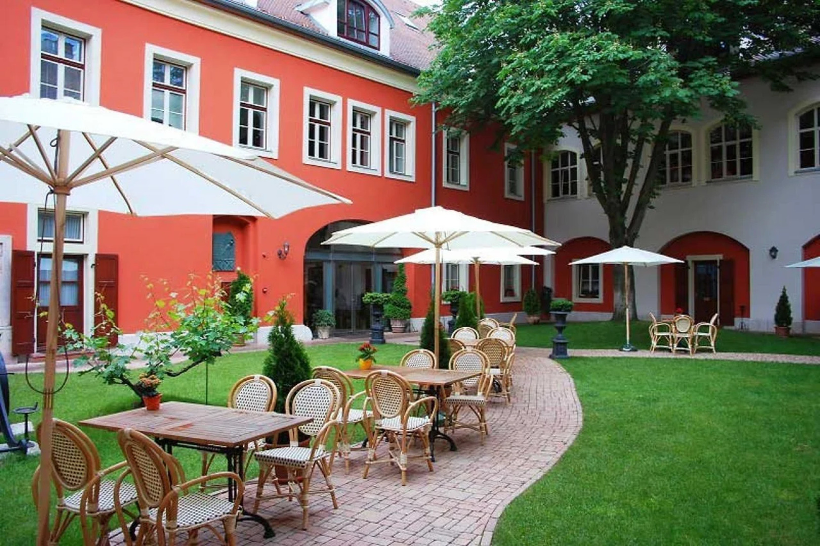 St. George Residence - All Suite Hotel DeLuxe