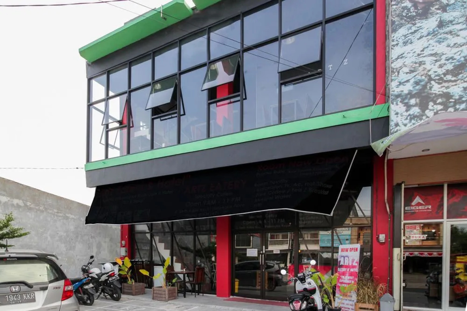 Airy Bandara Tjilik Riwut Seth Adji 31 Palangkaraya