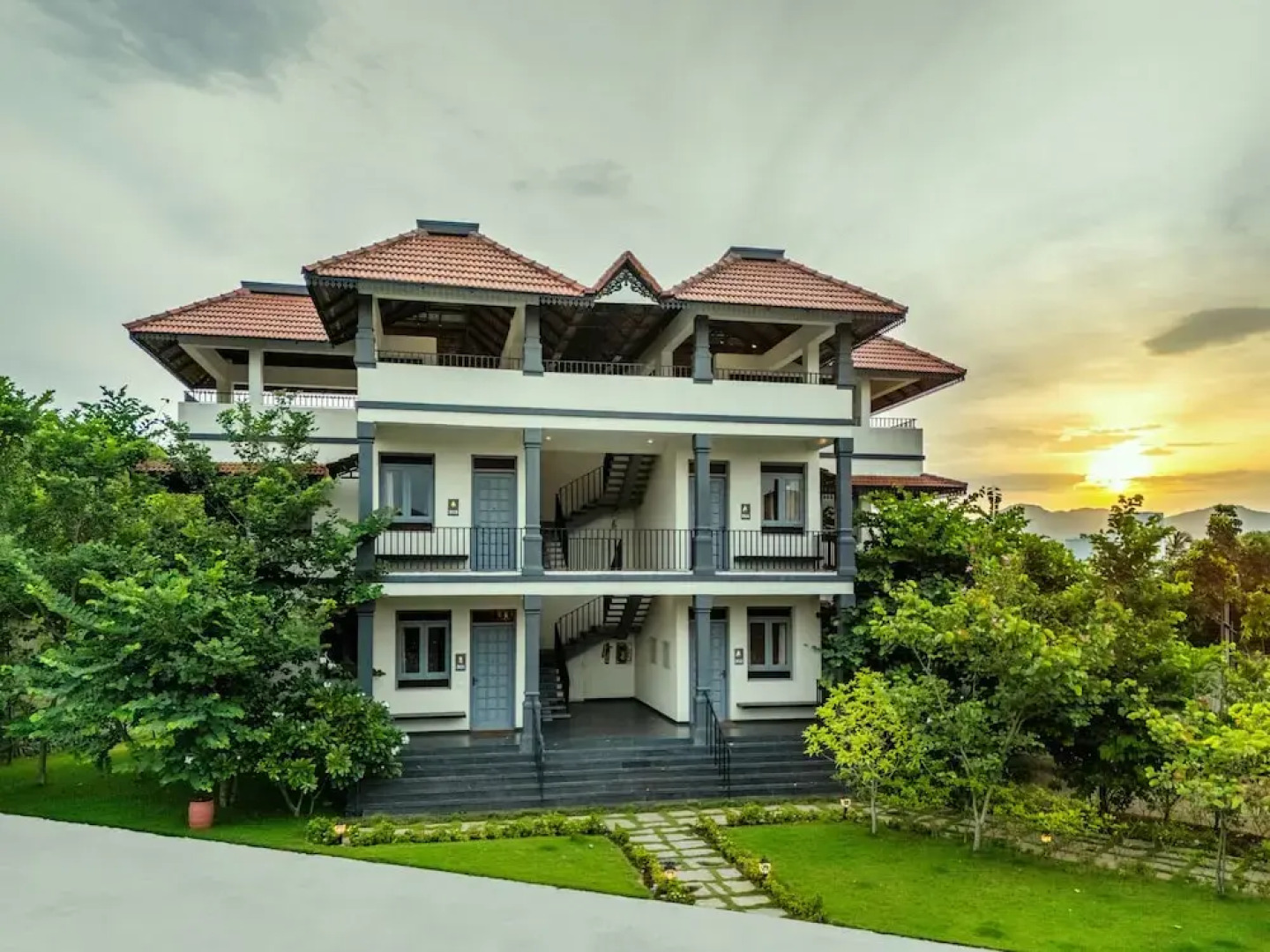 Sterling Hibis Vellore