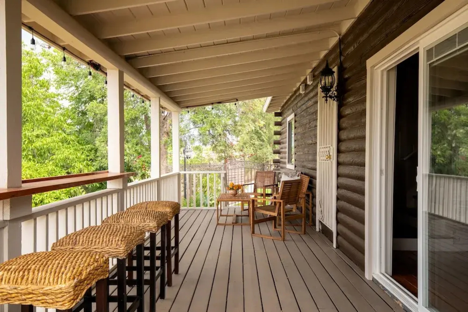 Chateau Syrah by Avantstay Picturesque Estate w/ Pool, Hot Tub, Pool Table & Table Tennis New Pickleball Court + Basketball Hoop