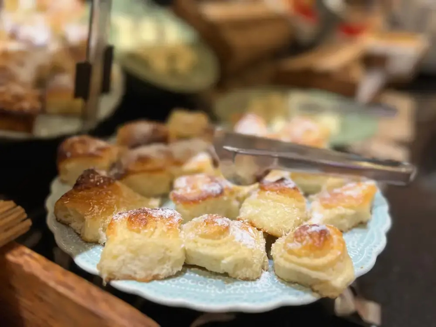 Premier Garden Hotel