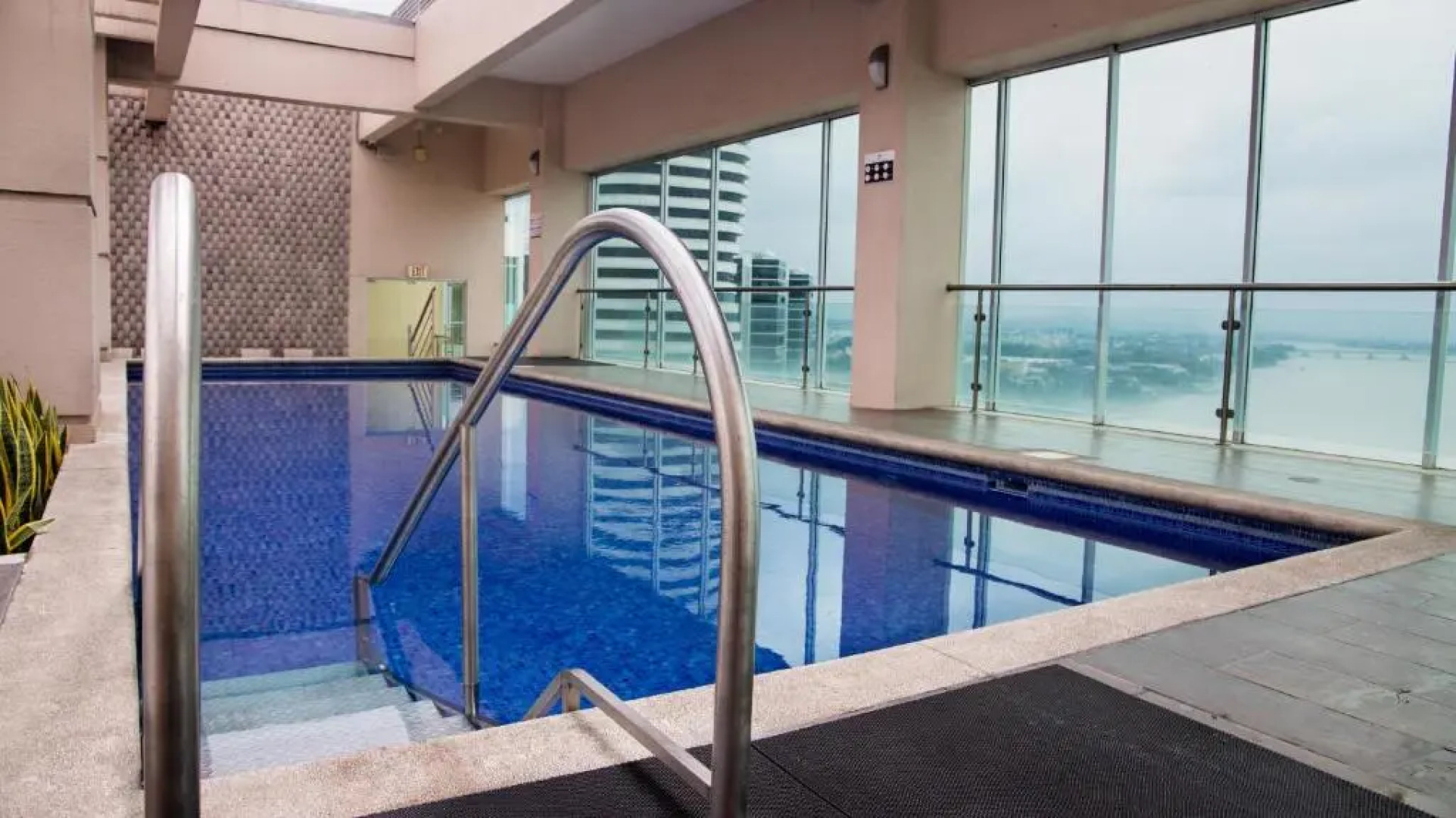 Suite vista al río, Riverfront II, Guayaquil