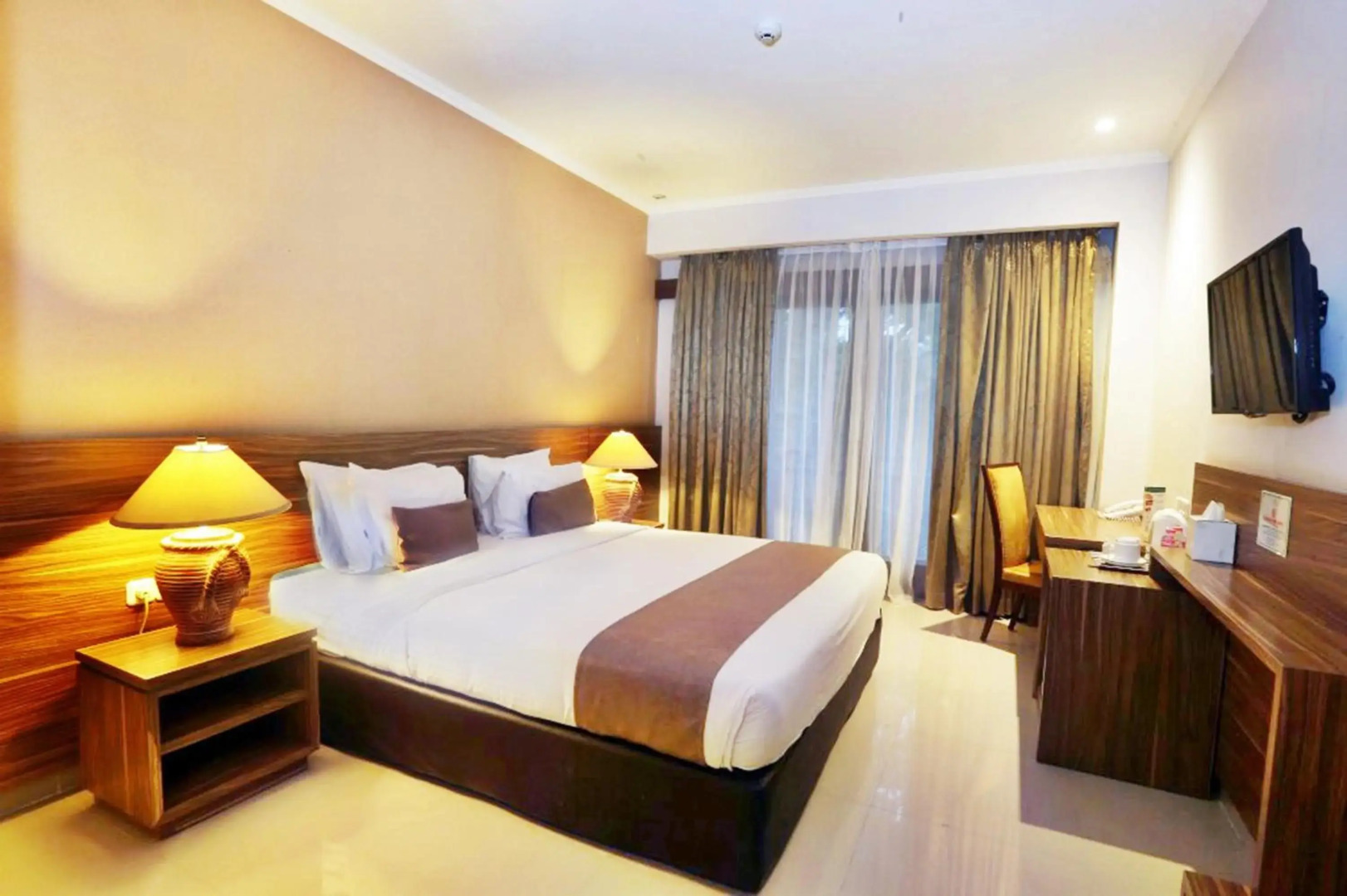 Lorin Dwangsa Solo Hotel