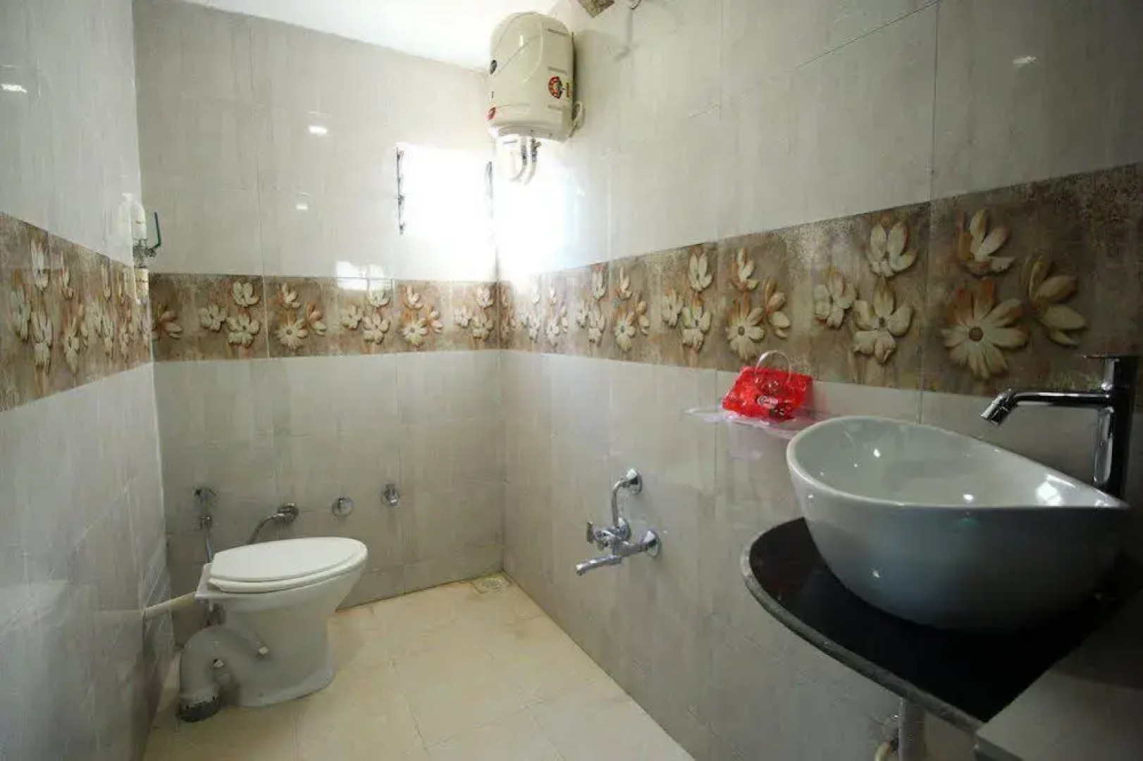 OYO Rooms Sahkari Jin Cross Road