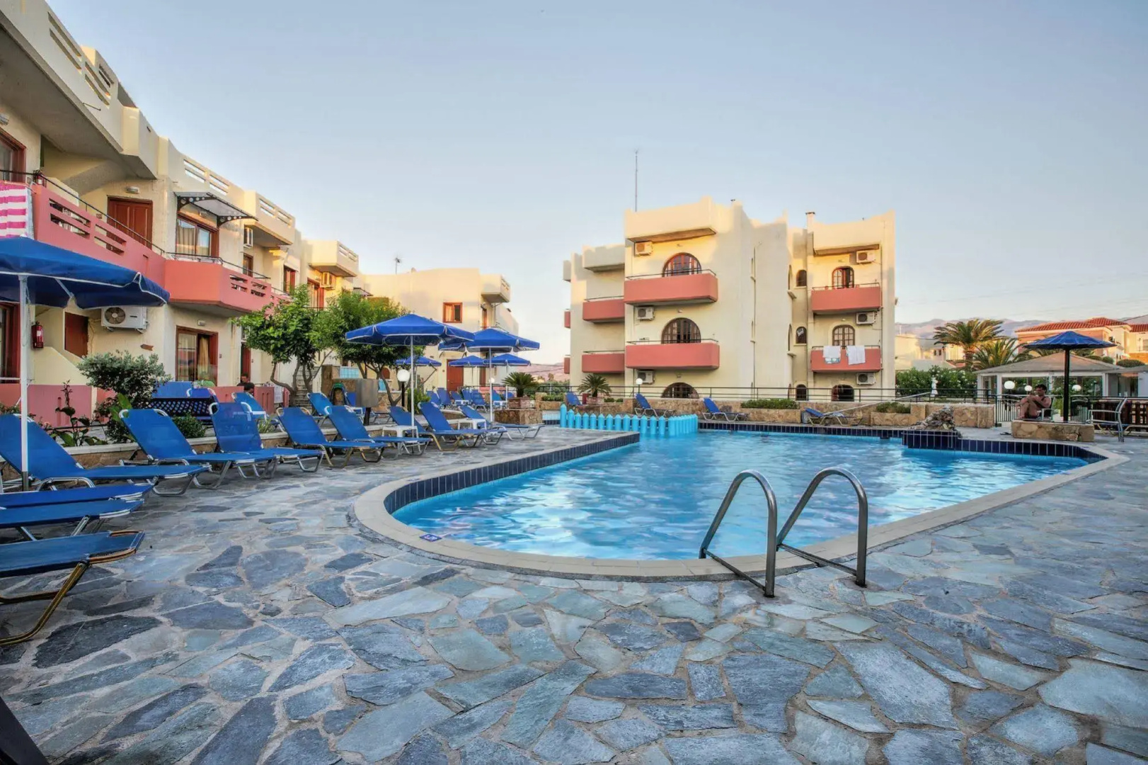 Paradise Apartments