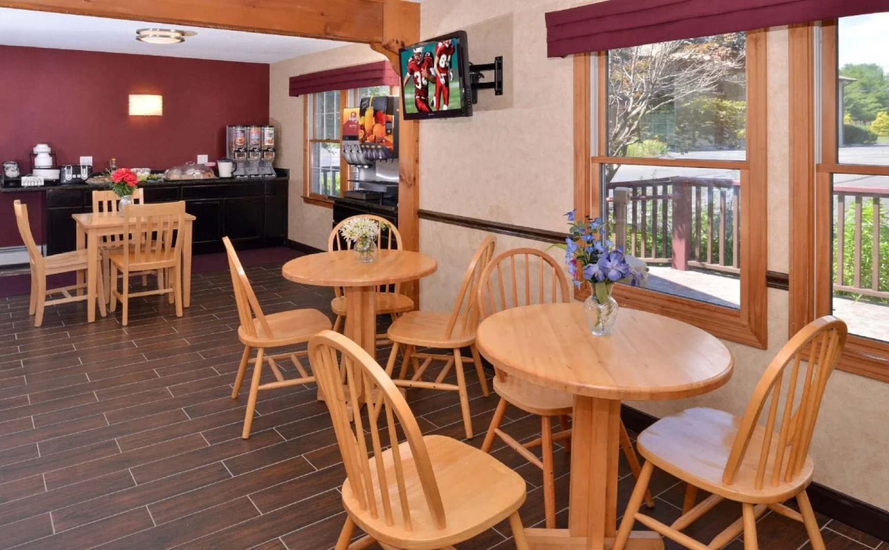 Red Roof Inn PLUS+ & Suites Guilford