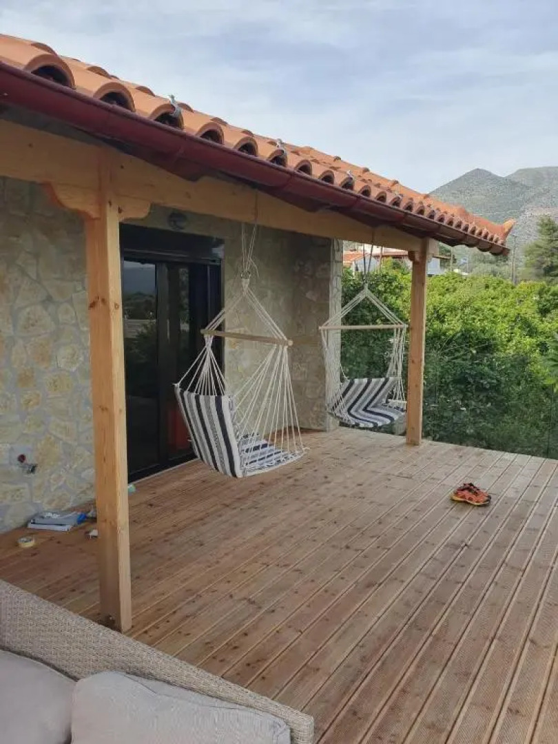 Willa wakacyjna z basenem w Eretria