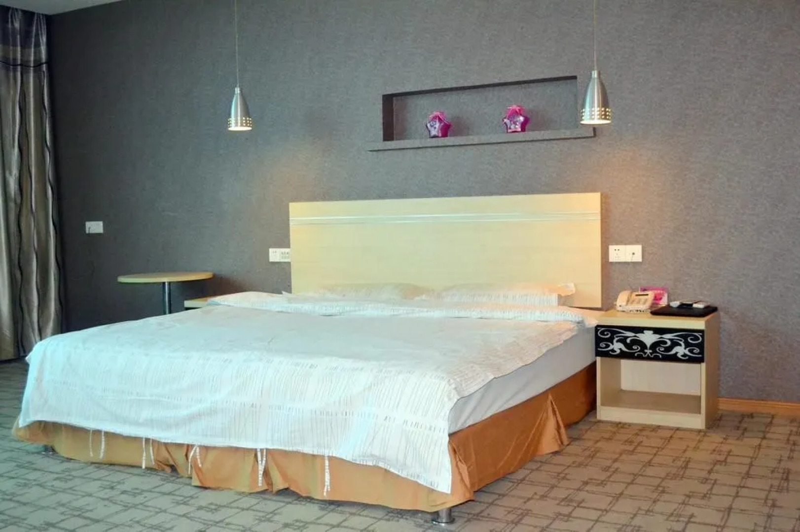 Mingdian Business Hotel