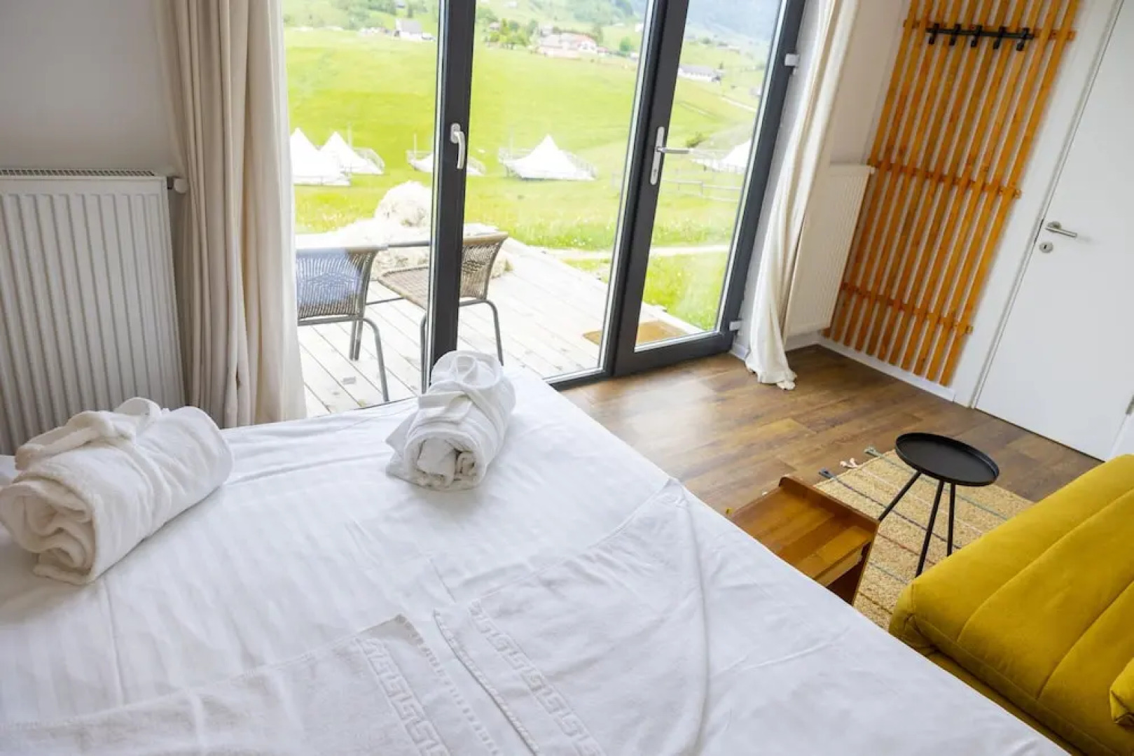 Ursa Mica Glamping Resort