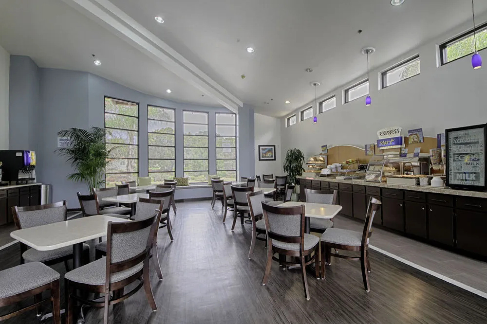 Holiday Inn Express & Suites Solana Beach - Del Mar