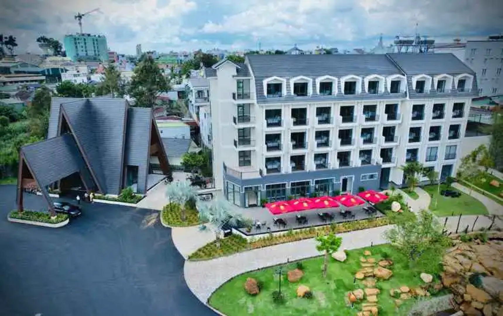 Sunflower Hotel & Resort