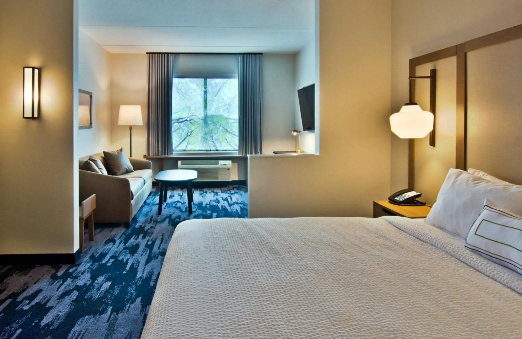 Fairfield Inn & Suites by Marriott Nashville Airport
