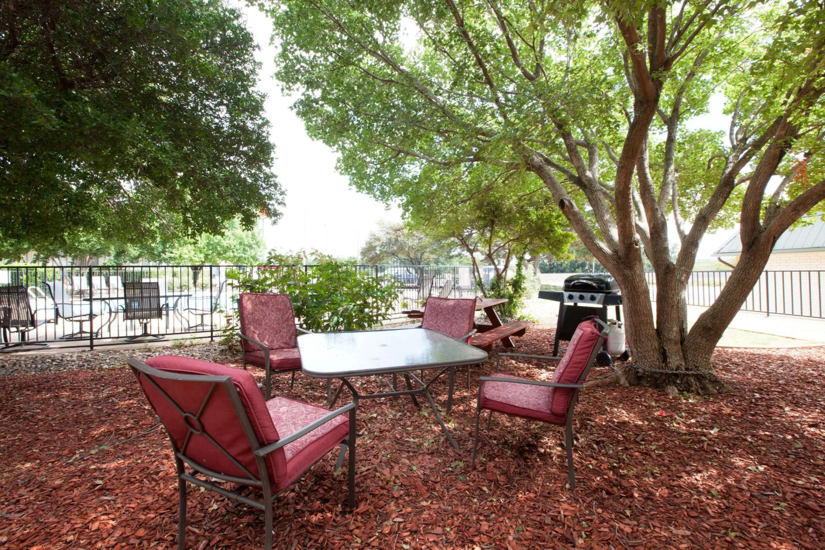 Days Inn by Wyndham Clinton