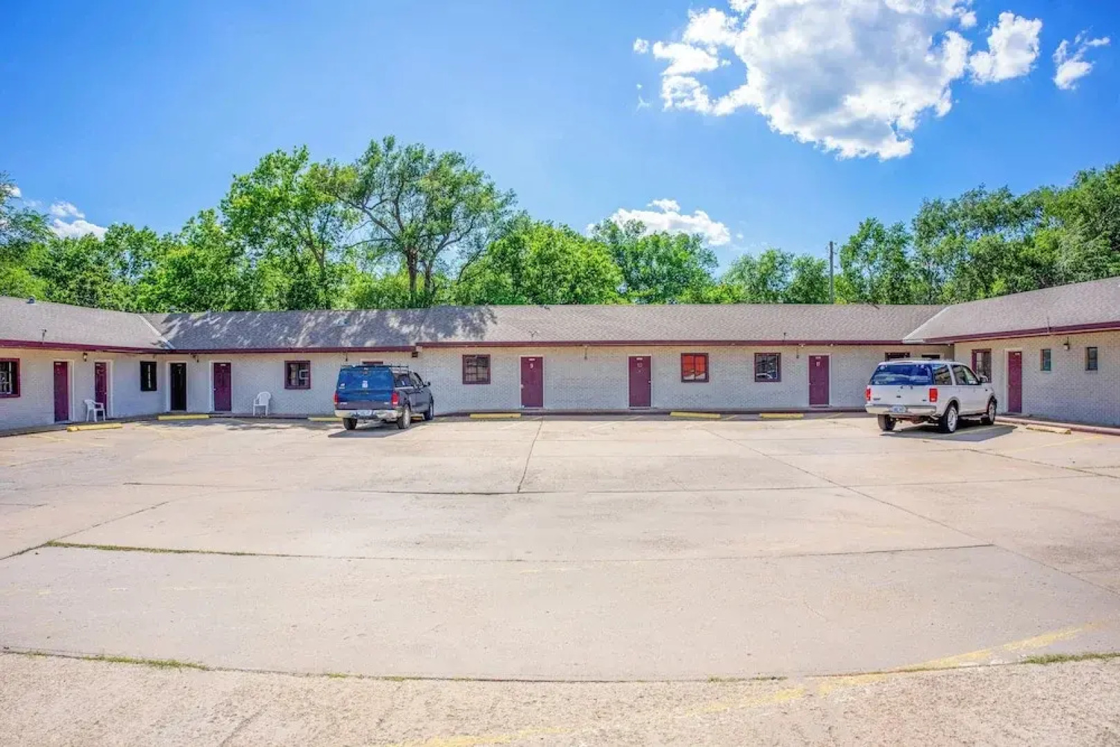 The Inn by El Dorado Lake