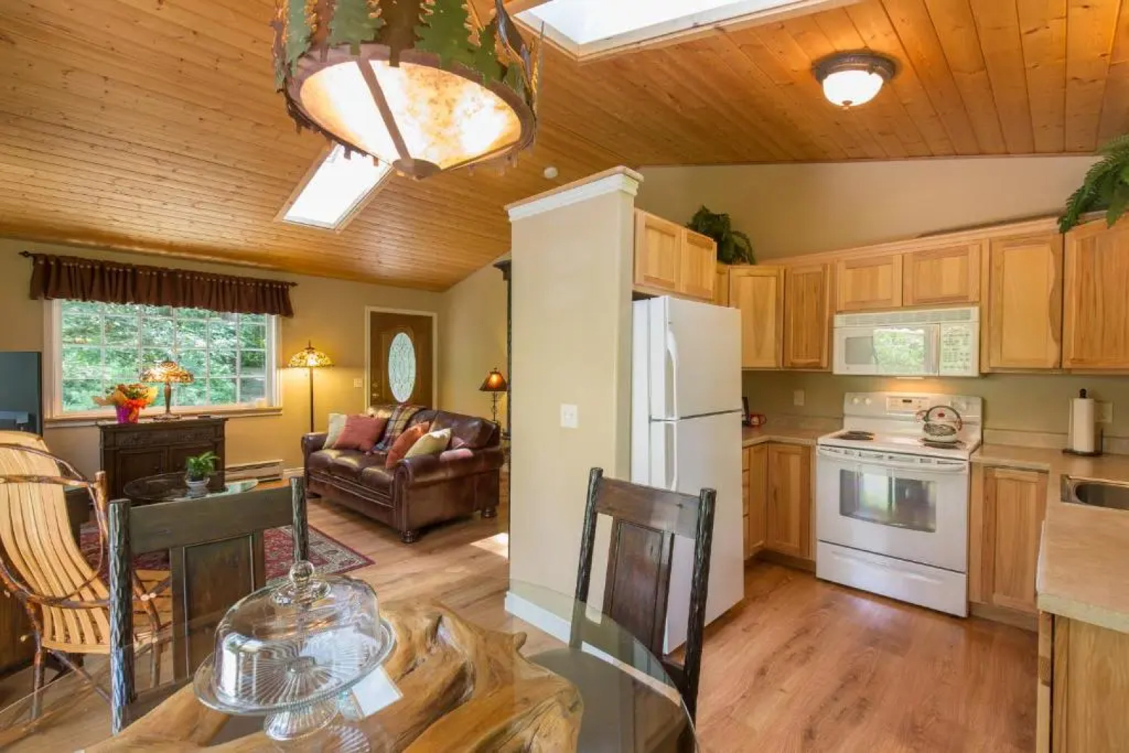 A Hidden Haven & Water Garden Cottages