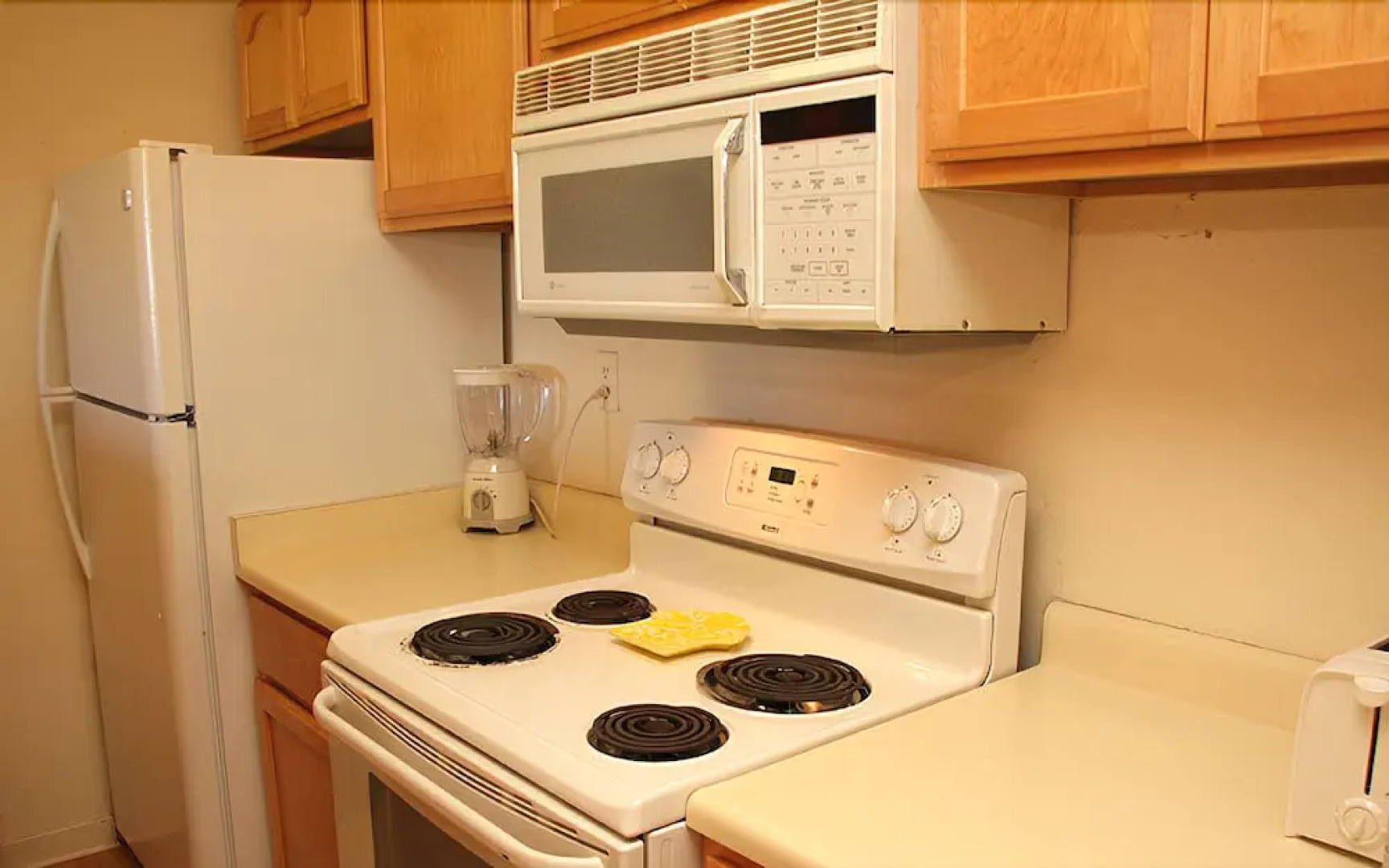 Molokai Vacation Properties - Ke Nani Kai