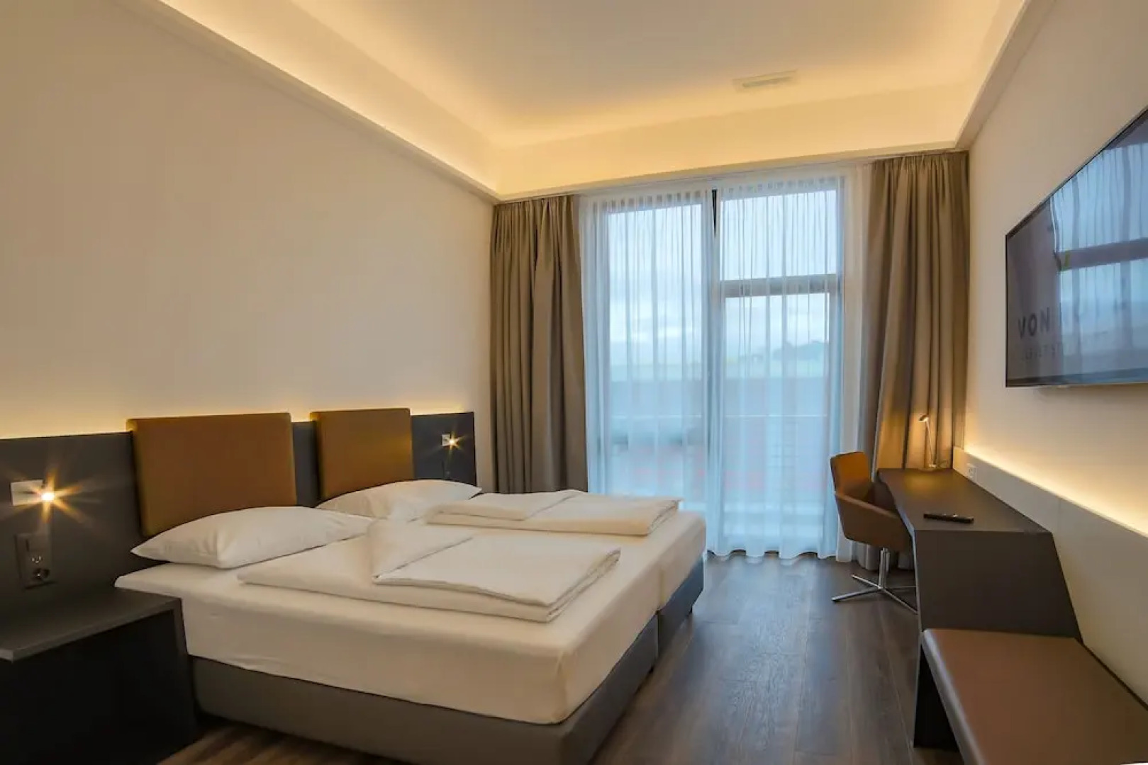 Self Check-in Hotel von Rotz