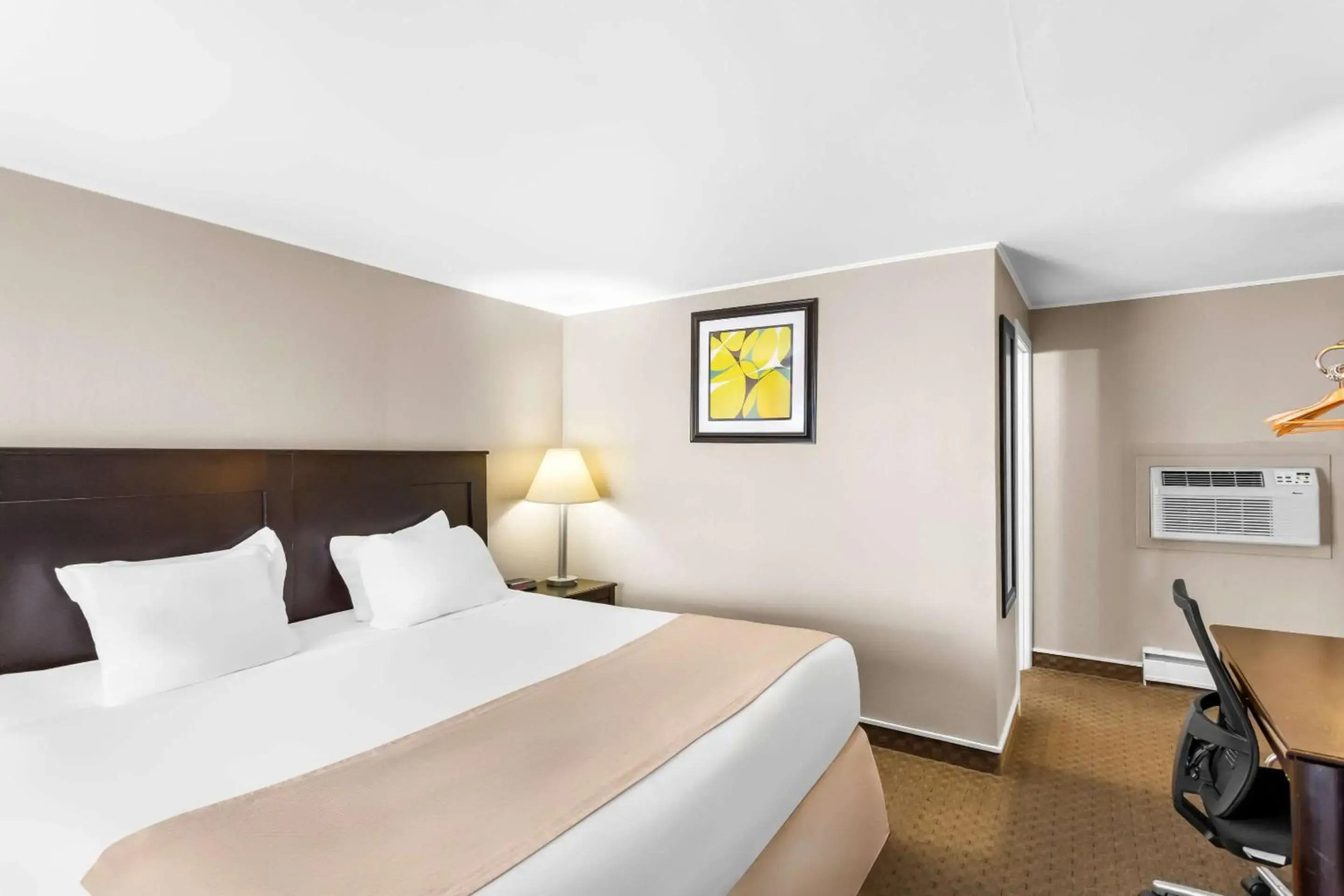 Rodeway Inn Gorham Riverside