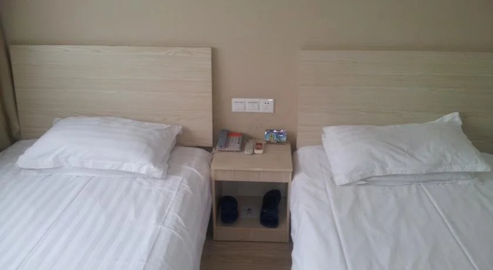 Super 8 Hotel Zhenjiang Ding Mao Qiao