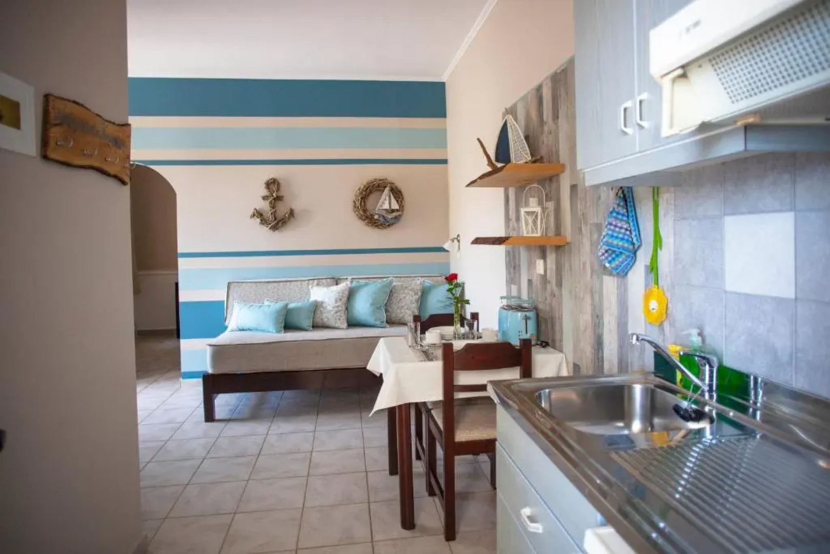 Nostalgia Apartments