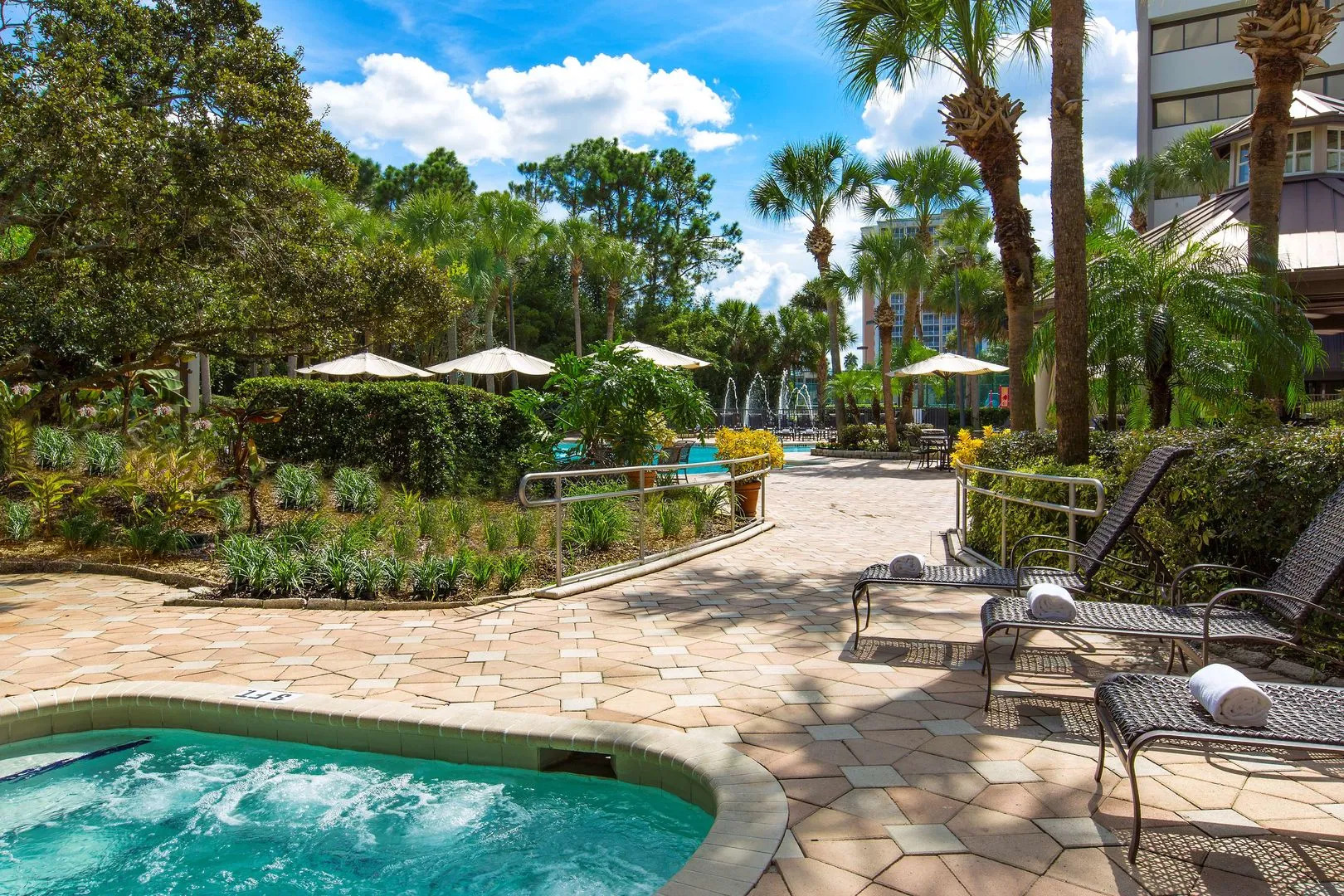 DoubleTree Suites by Hilton Orlando - Disney Springs® Area