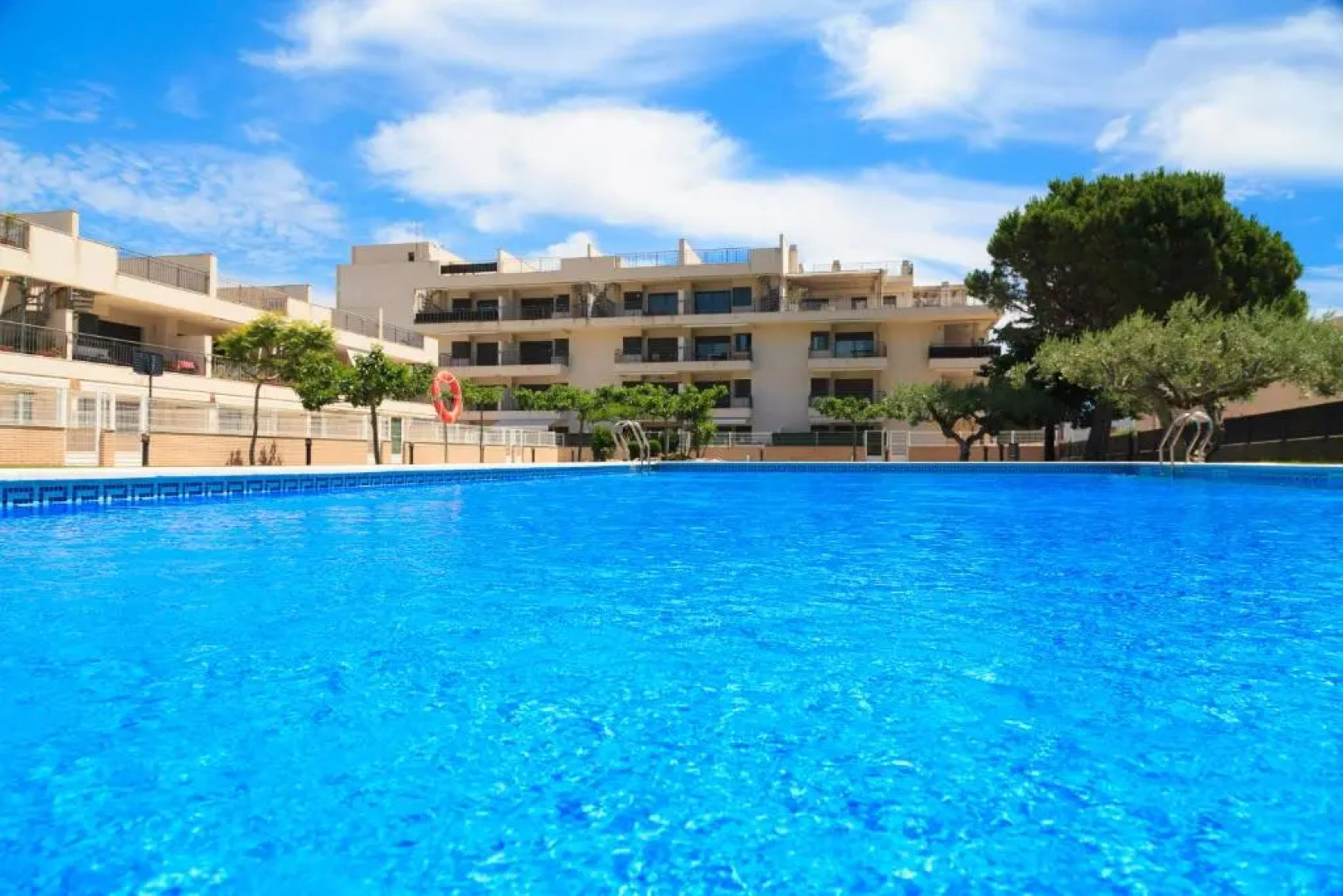 UHC Las Dunas Apartments