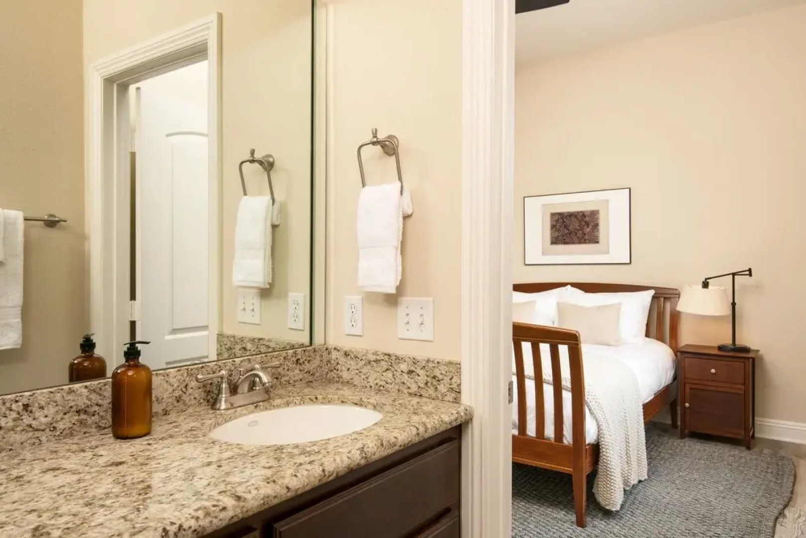 Casa Sancerre by Avantstay - Hilltop Estate w Breathtaking Views, Pool & Hot Tub