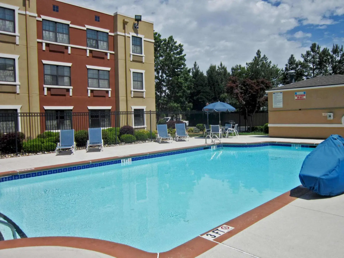 Extended Stay America Suites - Fayetteville - Fort Bragg