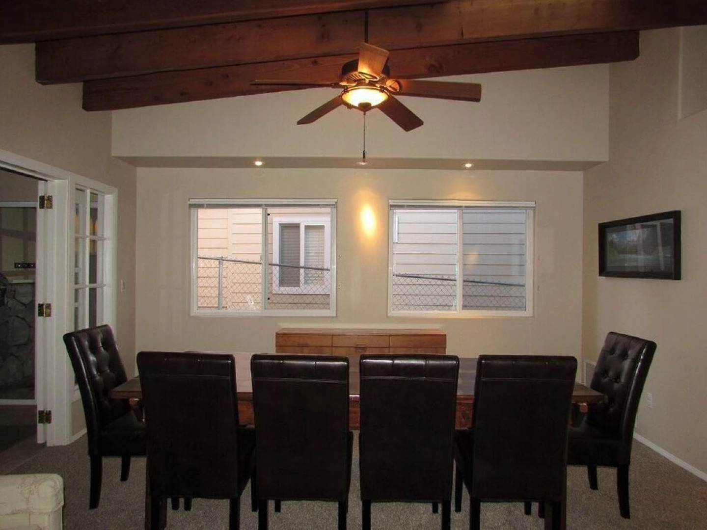 032 - Lakefront Village Escape